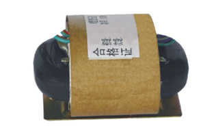 今天去銷售部門聽到有個客戶說“我在看資料時(shí)看到要用R型變壓器，有些不明白。我知道環(huán)形變壓器、還有EI型變壓器，但卻不知道R型變壓器是什么樣的？有何作用呢？”正好可以展示一下所學(xué)知識了，可不能錯過啦！