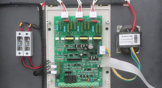 “R型變壓器讓軟啟動器使用起來更得心應(yīng)手！”看了這個話題你一定會有疑惑吧？為什么軟啟動器中要使用R型變壓器？